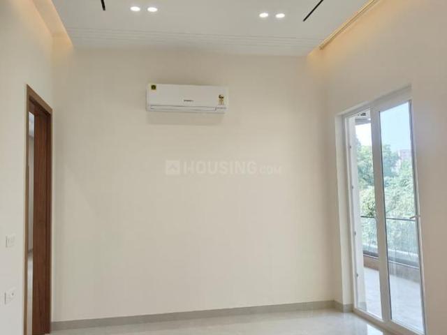 3 BHK Independent Builder Floor in Sector 84 for resale Faridabad. The reference number is 20059962