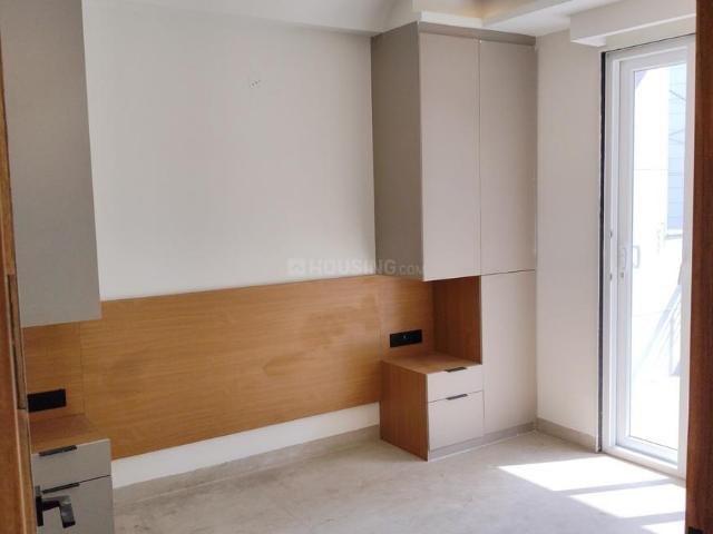3 BHK Independent Builder Floor in Sector 8 Dwarka for rent New Delhi. The reference number is 19827869
