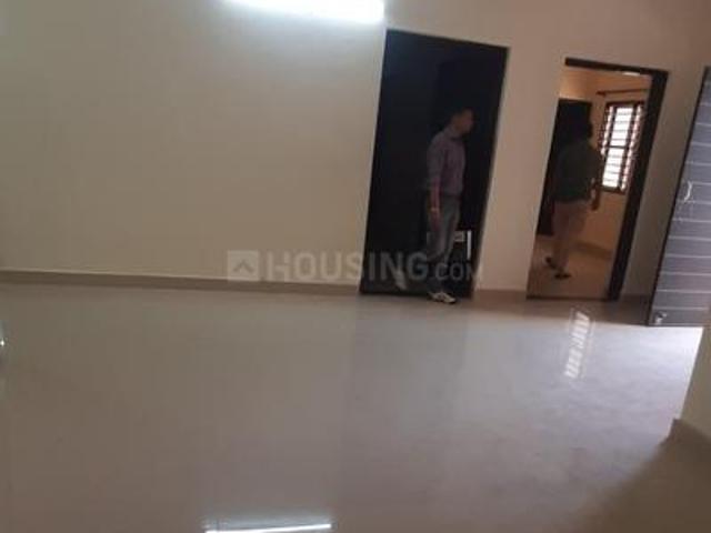 3 BHK Independent Builder Floor in Sector 8 Dwarka for rent New Delhi. The reference number is 20264998