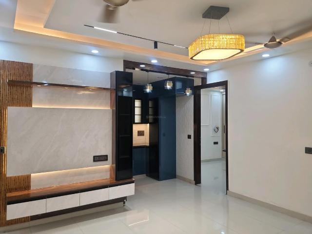 3 BHK Independent Builder Floor in Sector 8 Dwarka for resale New Delhi. The reference number is 17040081