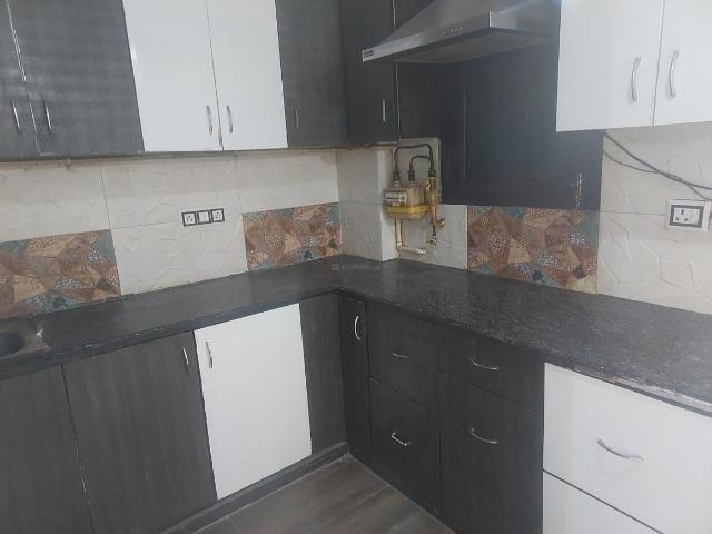 3 BHK Independent Builder Floor in Sector 8 Dwarka for resale New Delhi. The reference number is 18108708