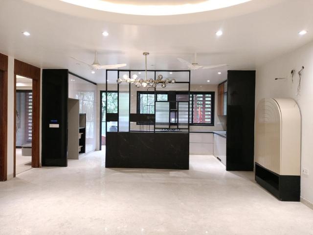 3 BHK Independent Builder Floor in Sector 8 Dwarka for resale New Delhi. The reference number is 19161060