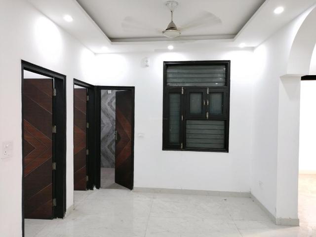 3 BHK Independent Builder Floor in Sector 8 Dwarka for resale New Delhi. The reference number is 19890205