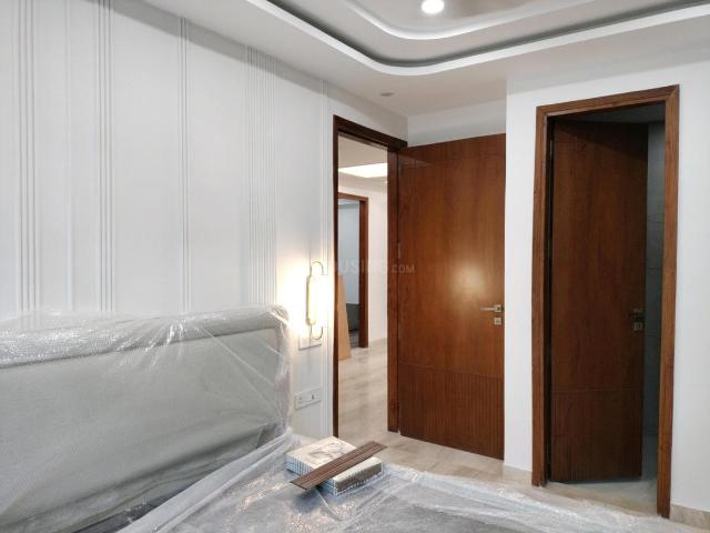 3 BHK Independent Builder Floor in Sector 8 Dwarka for resale New Delhi. The reference number is 20060034