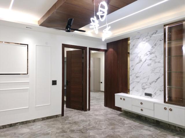 3 BHK Independent Builder Floor in Sector 8 Dwarka for resale New Delhi. The reference number is 20061587