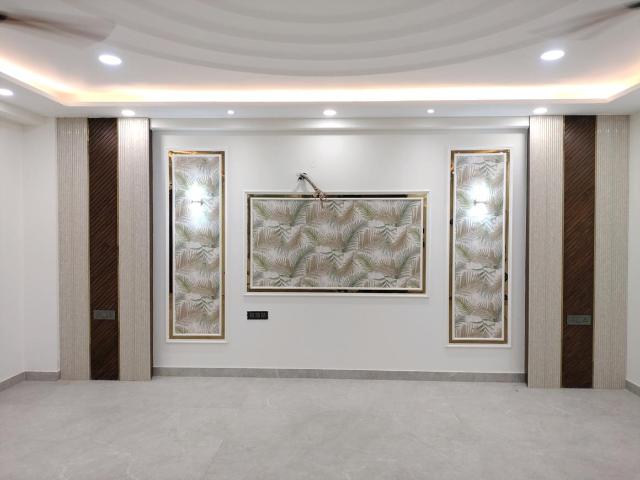 3 BHK Independent Builder Floor in Sector 8 Dwarka for resale New Delhi. The reference number is 20574676