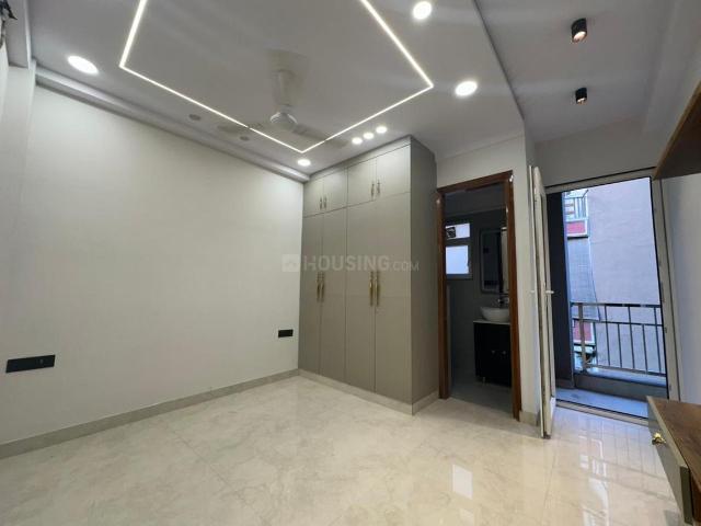 3 BHK Independent Builder Floor in Sector 8 Dwarka for resale New Delhi. The reference number is 20718419