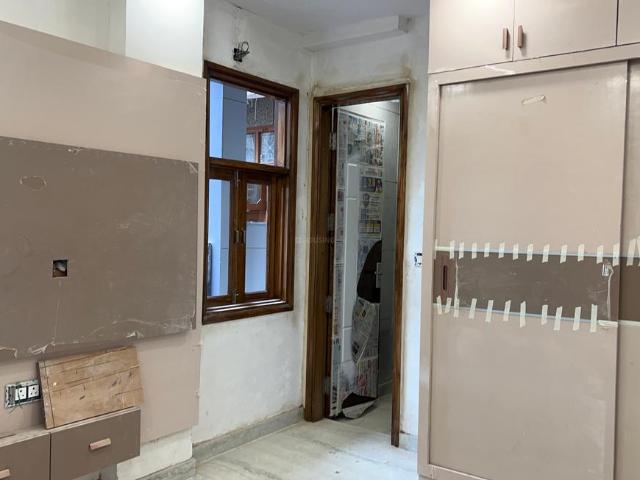 3 BHK Independent Builder Floor in Sector 8 Rohini for resale New Delhi. The reference number is 20573232