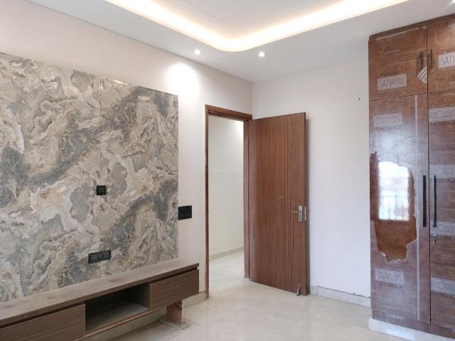 3 BHK Independent Builder Floor in Sector 98 for resale Faridabad. The reference number is 20216260
