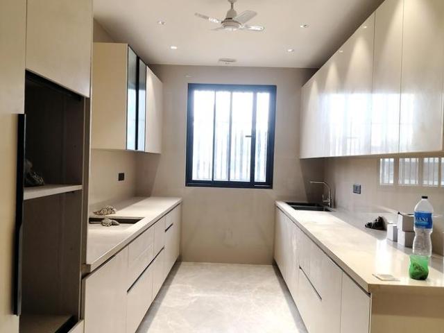 3 BHK Independent Builder Floor in Sector 9 for resale Gurgaon. The reference number is 19216872