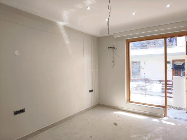 3 BHK Independent Builder Floor in Sector 9 for resale Gurgaon. The reference number is 19319223