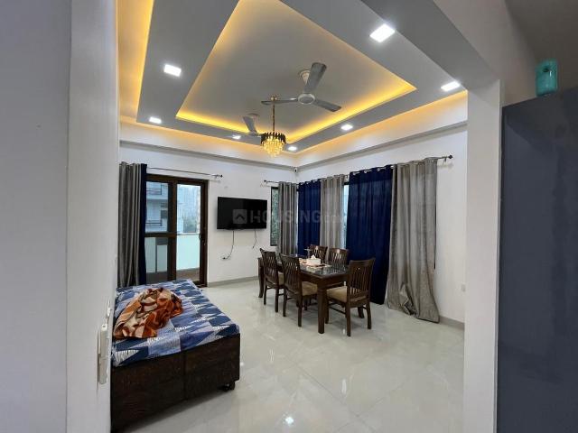 3 BHK Independent Builder Floor in Sector 100 for rent Noida. The reference number is 19302836