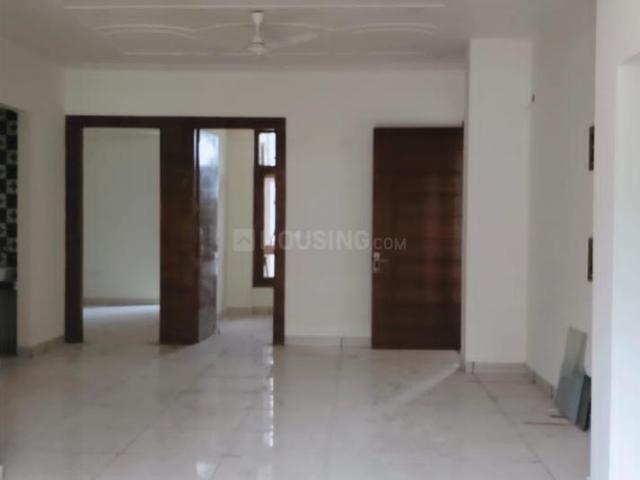 3 BHK Independent Builder Floor in Sector 100 for rent Noida. The reference number is 20452617