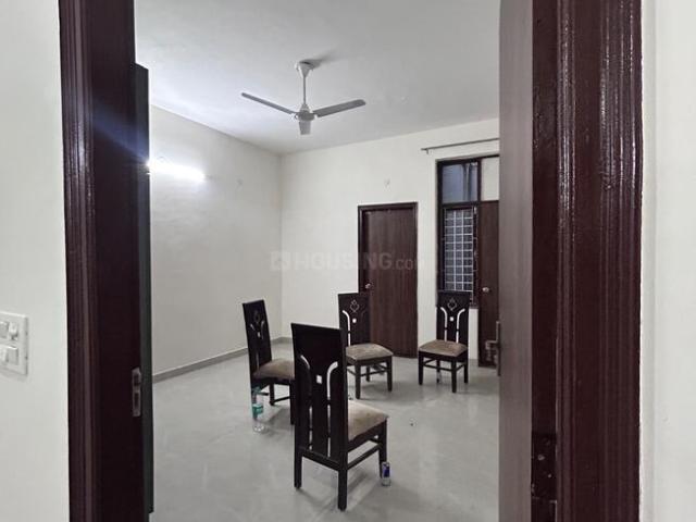 3 BHK Independent Builder Floor in Sector 105 for rent Noida. The reference number is 20289333