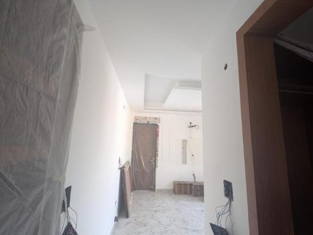 3 BHK Independent Builder Floor in Sector 10 for resale Gurgaon. The reference number is 20161110