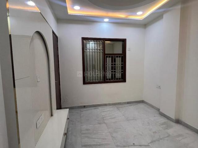 3 BHK Independent Builder Floor in Sector 11 Rohini for resale New Delhi. The reference number is 19229477