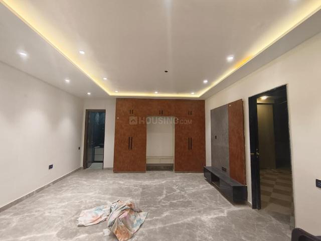 3 BHK Independent Builder Floor in Sector 11 Rohini for resale New Delhi. The reference number is 20554081