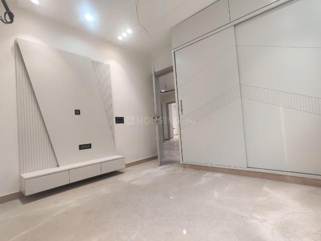 3 BHK Independent Builder Floor in Sector 11 Rohini for resale New Delhi. The reference number is 20314174
