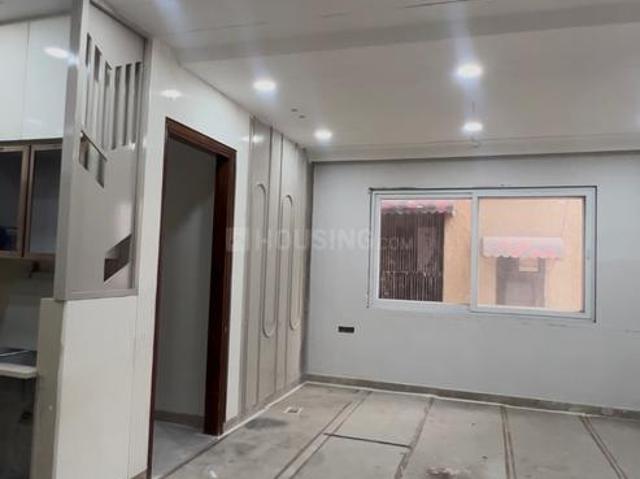 3 BHK Independent Builder Floor in Sector 11 Rohini for resale New Delhi. The reference number is 20340247