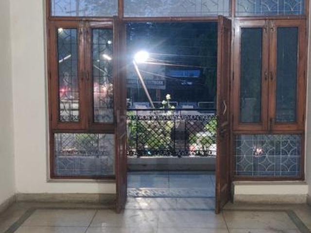 3 BHK Independent Builder Floor in Sector 12 for rent Noida. The reference number is 20639822