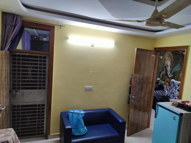 3 BHK Independent Builder Floor in Sector 15 Dwarka for resale New Delhi. The reference number is 10621680