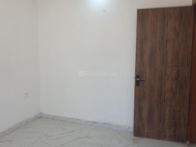 3 BHK Independent Builder Floor in Sector 15 Dwarka for resale New Delhi. The reference number is 19960651