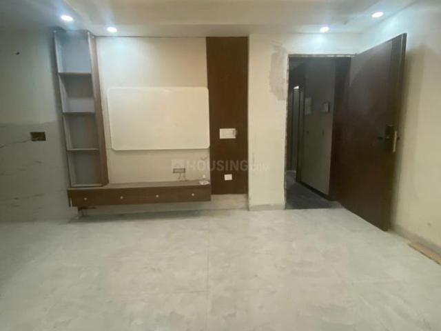 3 BHK Independent Builder Floor in Raju Parak Extension for resale New Delhi. The reference number is 20146109