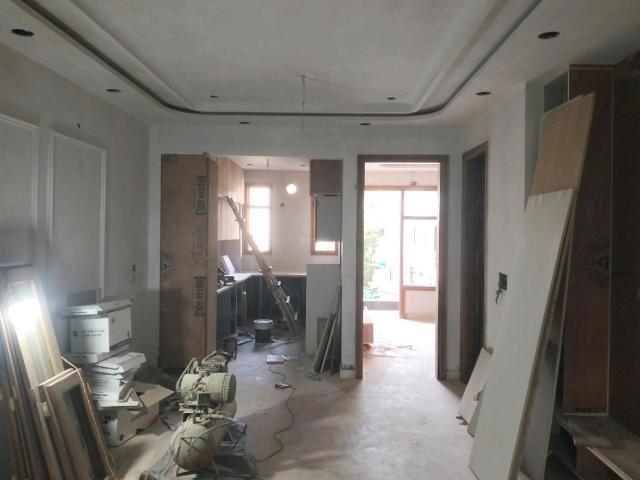 3 BHK Independent Builder Floor in Sector 15 Rohini for resale New Delhi. The reference number is 20745611