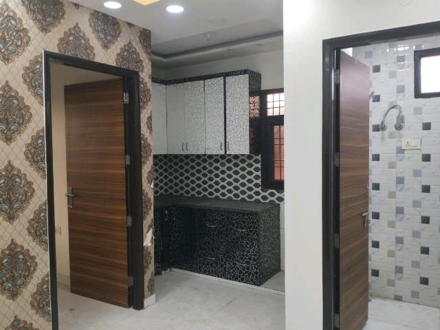 3 BHK Independent Builder Floor in Sector 15 Rohini for resale New Delhi. The reference number is 20745178