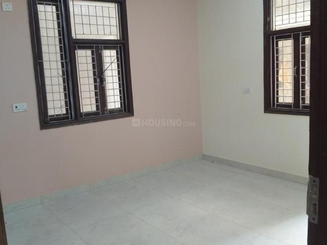 3 BHK Independent Builder Floor in Pochanpur Colony for rent New Delhi. The reference number is 20631139