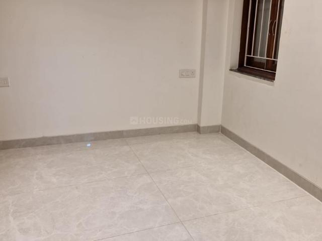 3 BHK Independent Builder Floor in Pochanpur Colony for resale New Delhi. The reference number is 20189848