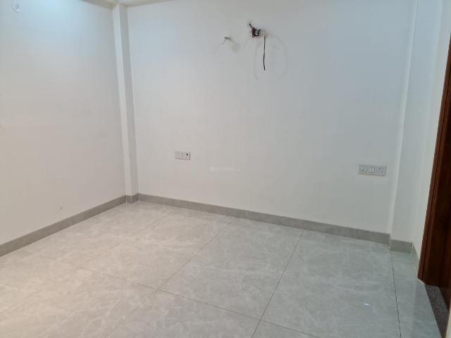 3 BHK Independent Builder Floor in Pochanpur Colony for resale New Delhi. The reference number is 20194069