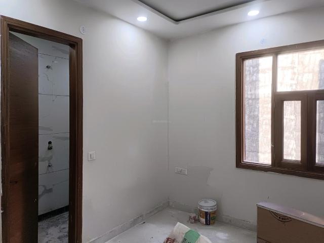 3 BHK Independent Builder Floor in Sector 23 Rohini for resale New Delhi. The reference number is 17657040