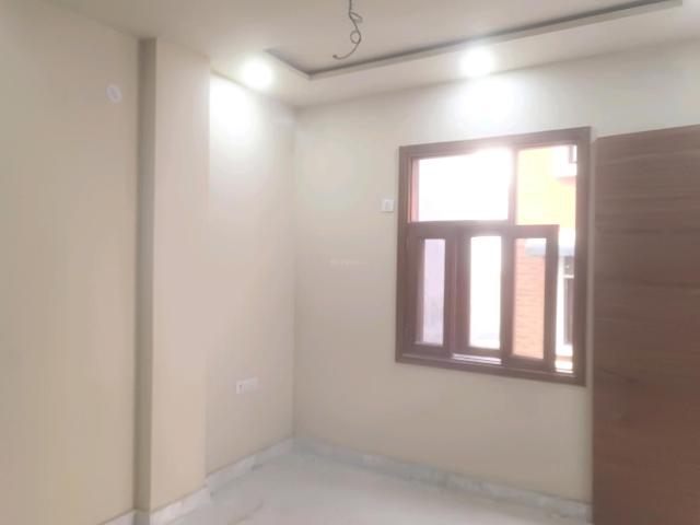 3 BHK Independent Builder Floor in Sector 23 Rohini for resale New Delhi. The reference number is 18842359