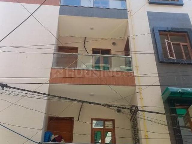 3 BHK Independent Builder Floor in Sector 23 Rohini for resale New Delhi. The reference number is 18191572