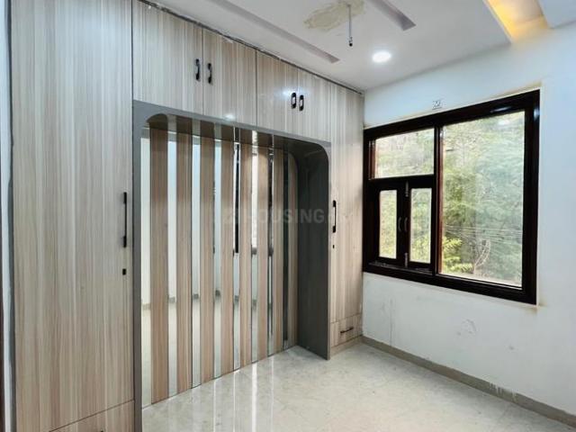 3 BHK Independent Builder Floor in Sector 23 Rohini for resale New Delhi. The reference number is 19818121