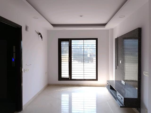 3 BHK Independent Builder Floor in Sector 23 Rohini for resale North West Delhi. The reference number is 17025518