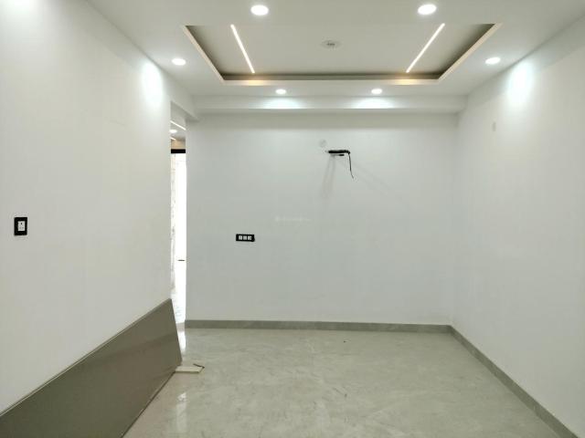 3 BHK Independent Builder Floor in Pochanpur Colony for resale New Delhi. The reference number is 17321698