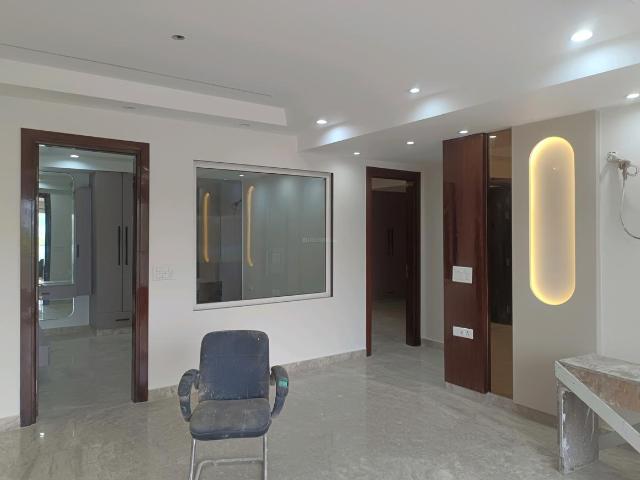 4 BHK Independent Builder Floor in Sector 25 Rohini for resale New Delhi. The reference number is 20273639