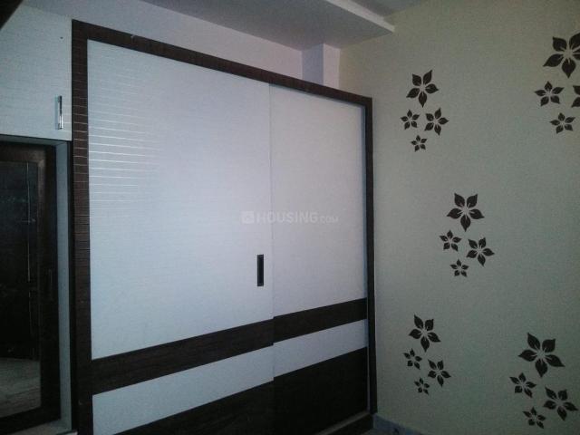 3 BHK Independent Builder Floor in Sector 24 Rohini for resale New Delhi. The reference number is 20395782