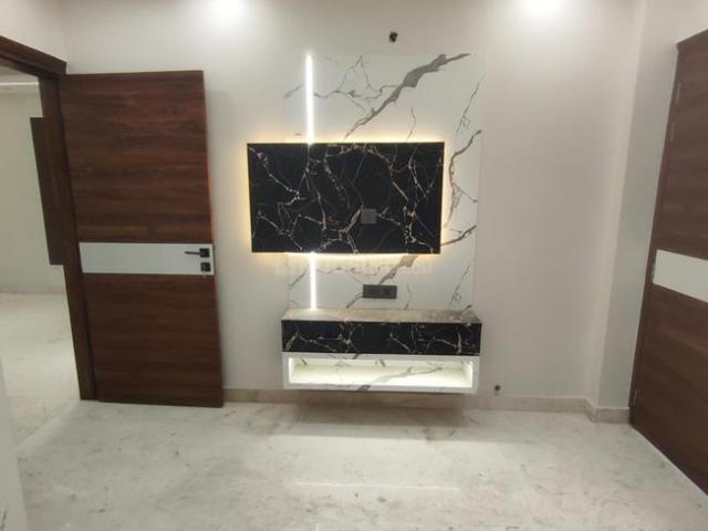 3 BHK Independent Builder Floor in Sector 24 Rohini for resale North West Delhi. The reference number is 17480228