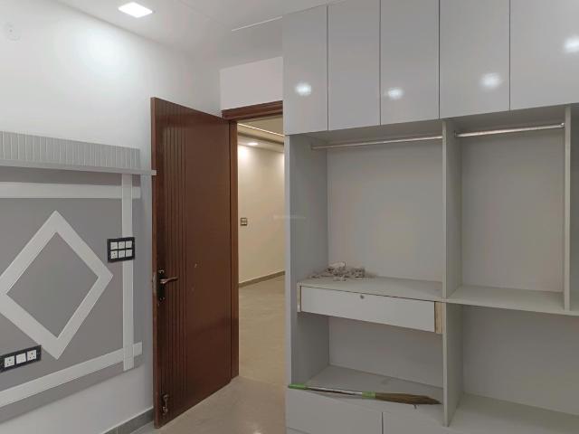 3 BHK Independent Builder Floor in Sector 25 Rohini for resale New Delhi. The reference number is 19676527