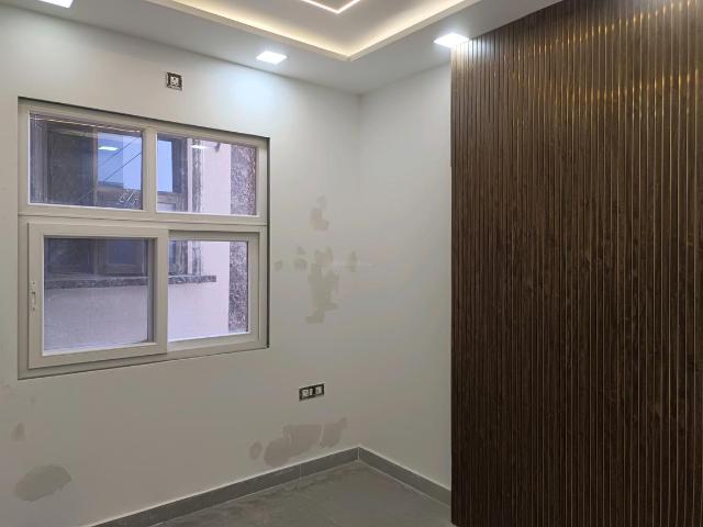 3 BHK Independent Builder Floor in Sector 25 Rohini for resale New Delhi. The reference number is 19022295