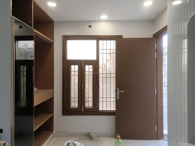 3 BHK Independent Builder Floor in Sector 25 Rohini for resale New Delhi. The reference number is 19208760