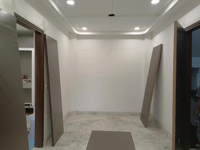 3 BHK Independent Builder Floor in Sector 25 Rohini for resale North West Delhi. The reference number is 17627450