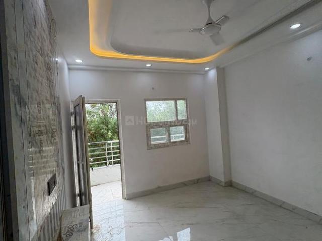 3 BHK Independent Builder Floor in Sector 26 for rent New Delhi. The reference number is 20802274