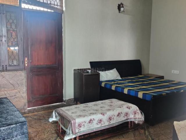 3 BHK Independent Builder Floor in Sector 26 for rent Noida. The reference number is 20548020