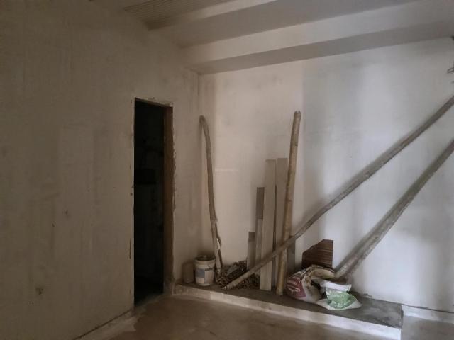 4 BHK Independent Builder Floor in Rohini Sector 28 for resale New Delhi. The reference number is 20134307
