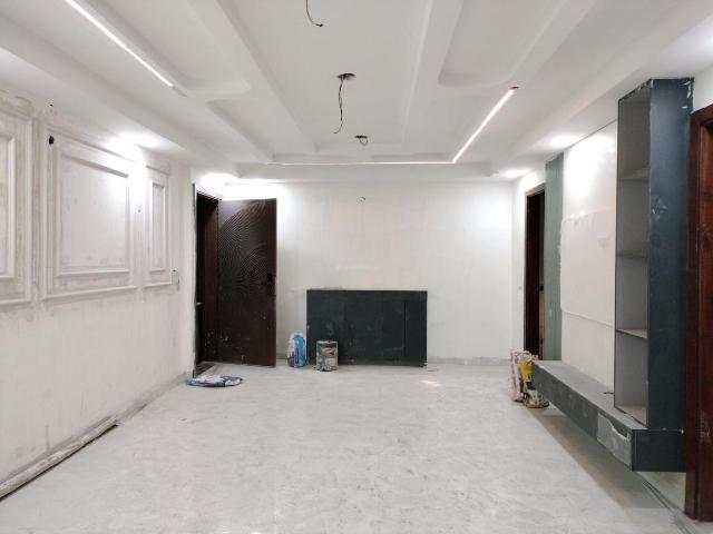 3 BHK Independent Builder Floor in Sector 3 Dwarka for resale New Delhi. The reference number is 20146357