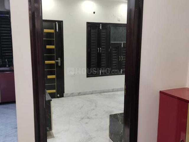 3 BHK Independent Builder Floor in Sector 3 Rohini for rent New Delhi. The reference number is 20358040